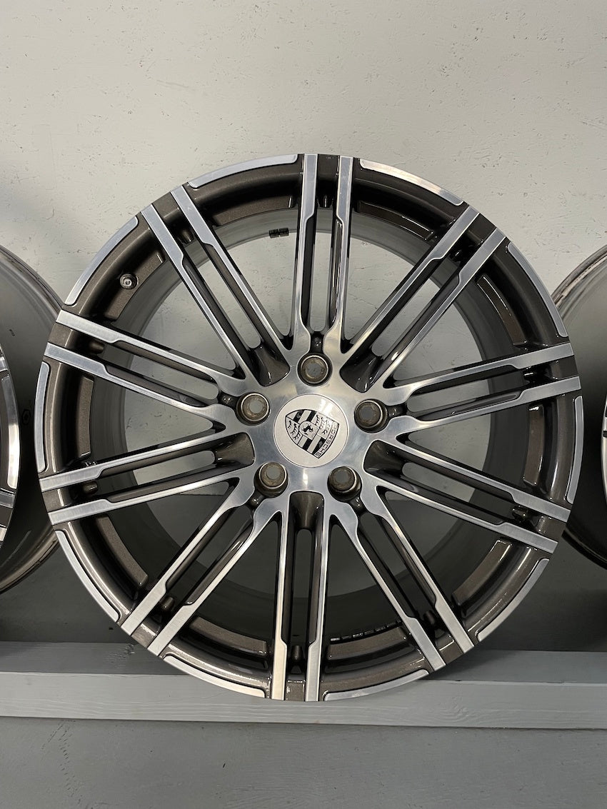 Porsche 991 20 Zoll Turbo III 991.1 + 991.2 Turbo Winter Felgen wie neu