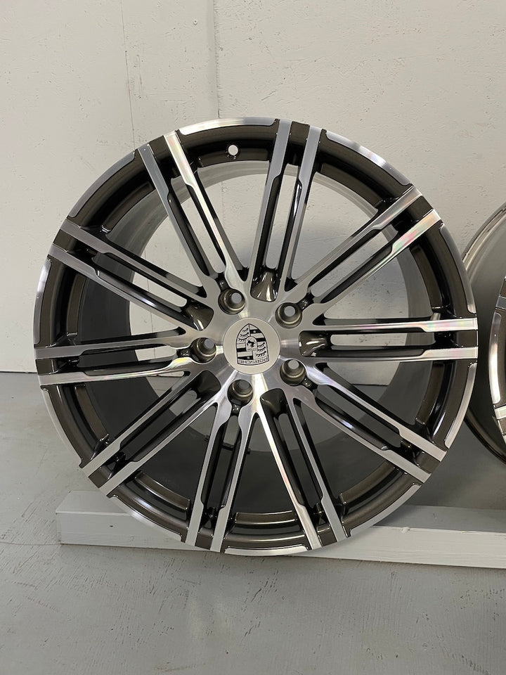 Porsche 991 20 Zoll Turbo III 991.1 + 991.2 Turbo Winter Felgen wie neu