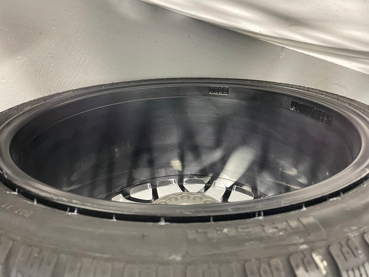 Porsche 991.2 20 Zoll GTS Winter Räder Pirelli DOT2017 TOP 7mm TOP