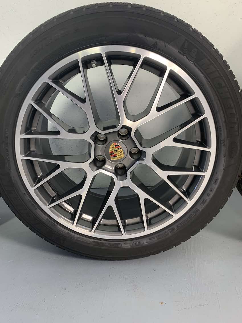 Porsche Macan I und II 20 Zoll RS Spyder WINTER RÄDER Michelin