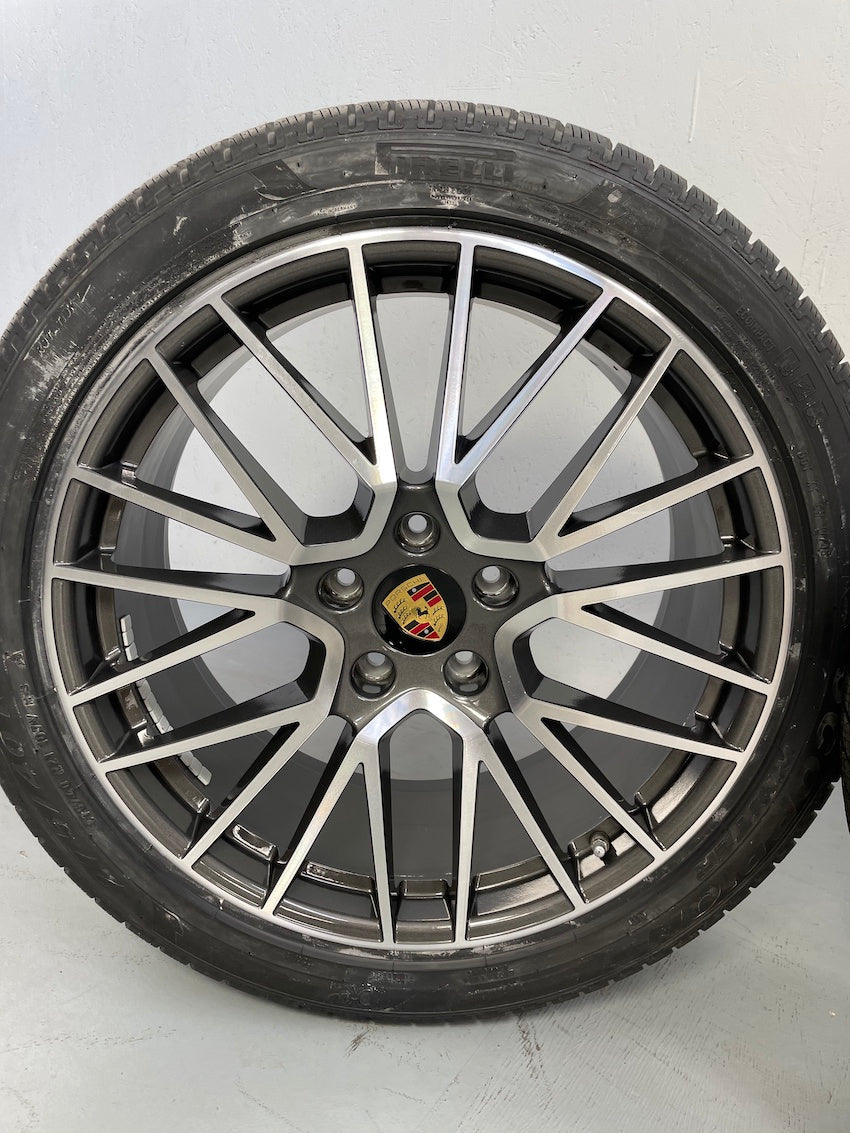 Porsche Cayenne E3 21 Zoll RS Spyder Winter Räder NEUER RADSATZ Pirelli
