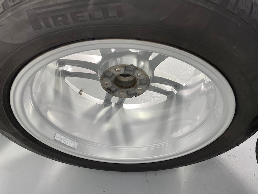 Porsche Macan I 19 Zoll Winter Räder Pirelli DOT 2022 6-7mm TOP