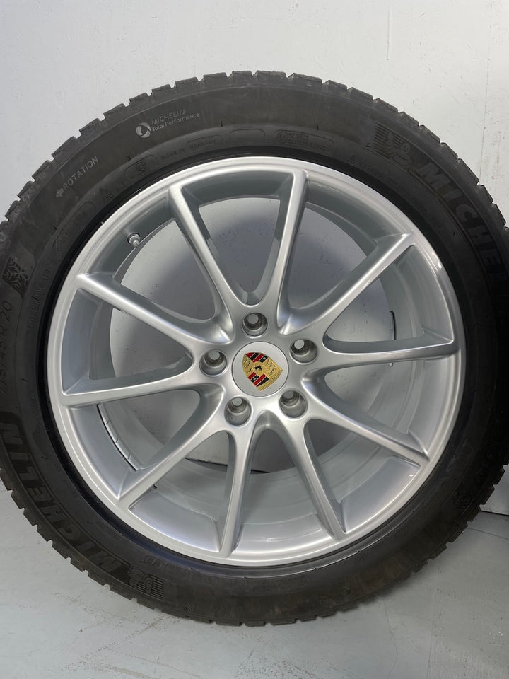 Porsche Cayenne 20 Zoll 9Y0 E3 DESIGN Winter Michelin 1800KM 7-8mm