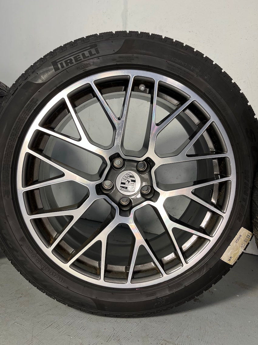Porsche Macan I + II 20 Zoll RS Spyder Winter Räder Pirelli MwSt.awb