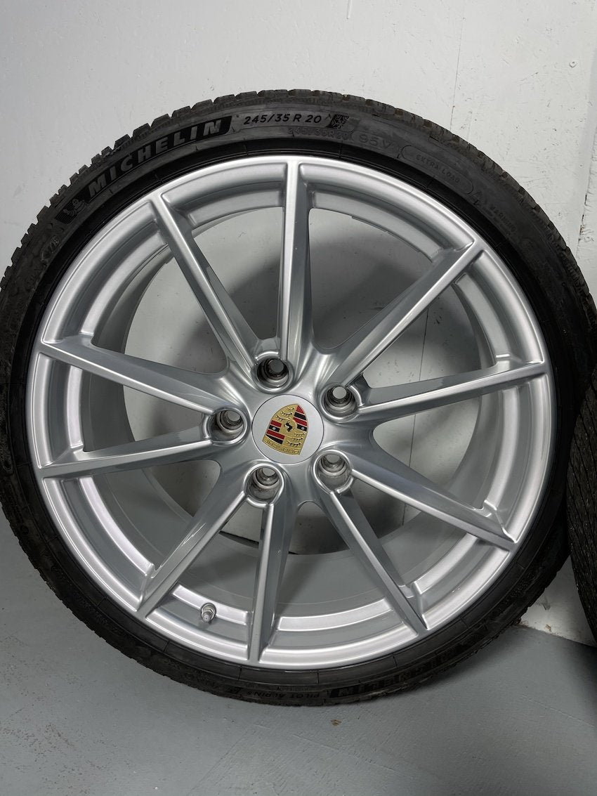 Porsche 992 20 21 Zoll Carrera S Winter Räder Michelin 900Km C4 4S C2 S