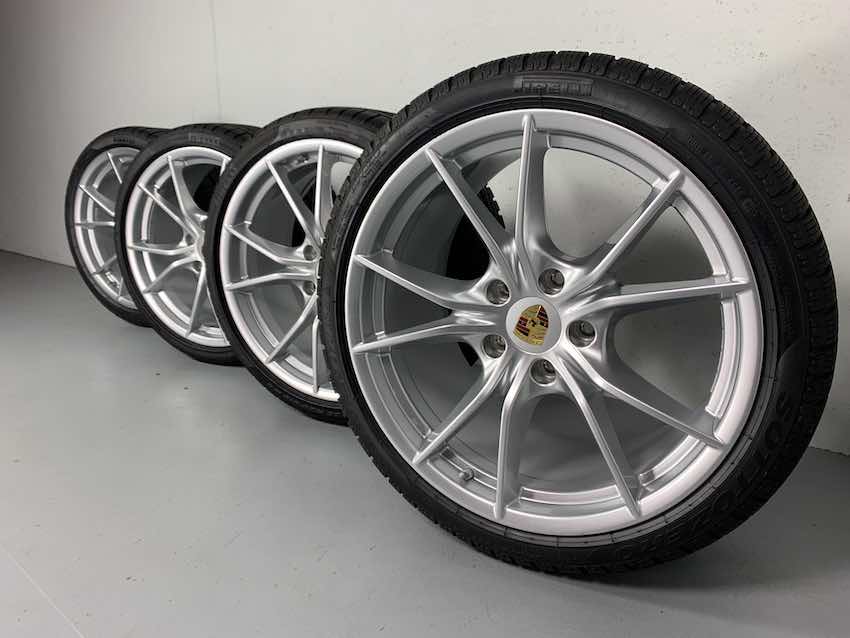 Porsche 991.2 20 Zoll Carrera S Winter Räder Pirelli 4S C4 6-7mm