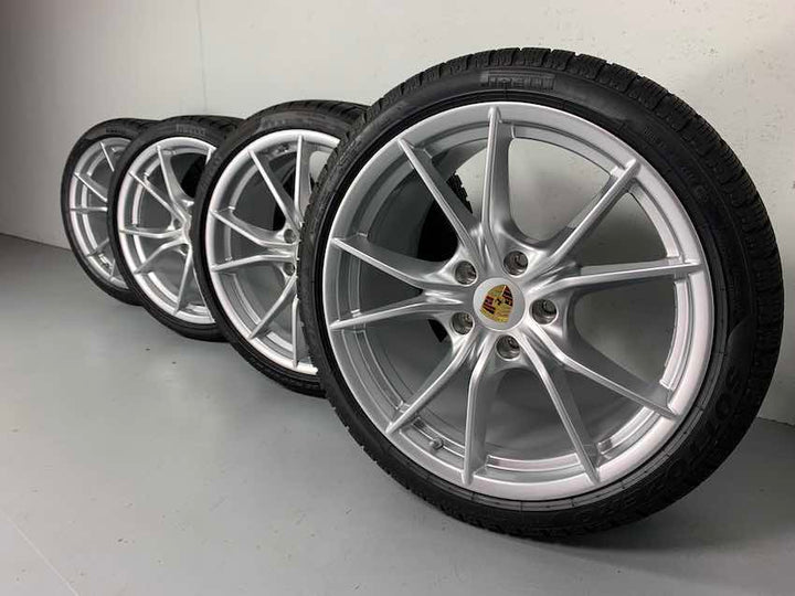 Porsche 991.2 20 Zoll Carrera S Winter Räder Pirelli 4S C4 6-7mm