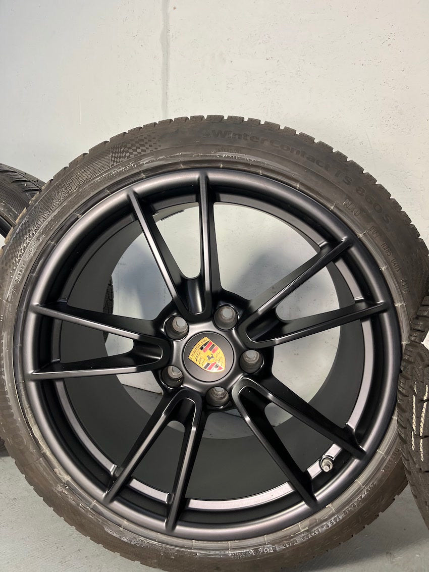 Porsche 992 19/20 Zoll Carrera C2 S 4S C4 Winter Räder Conti mattschwarz