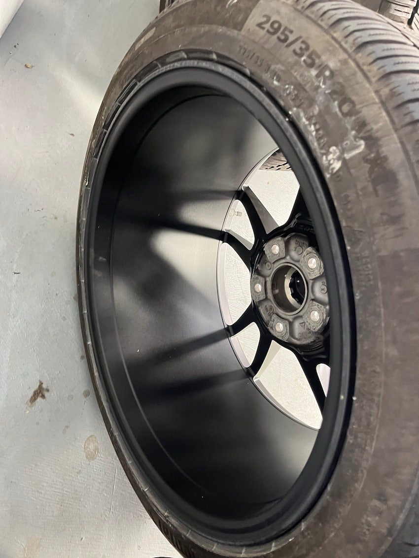 Porsche 992 19/20 Zoll Carrera C2 S 4S C4 Winter Räder Conti mattschwarz