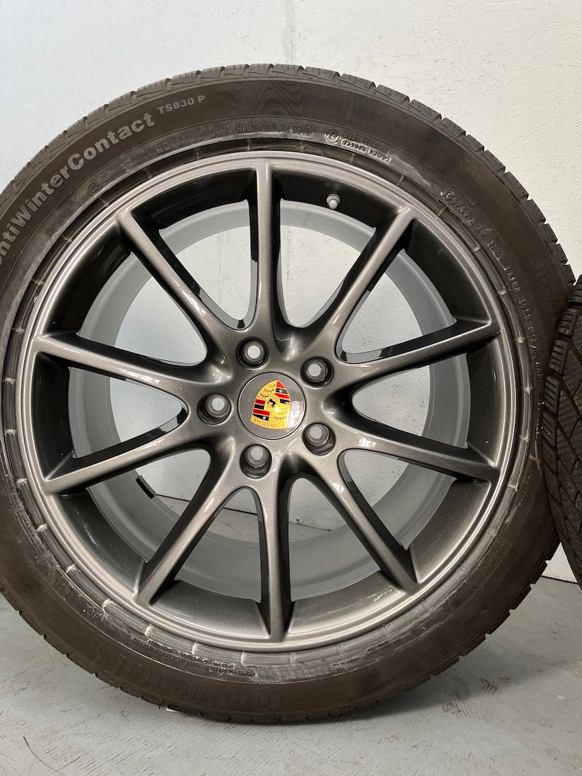 Porsche Cayenne 20 Zoll E3 SPORT Winter Räder Conti TITANGRAU TOP