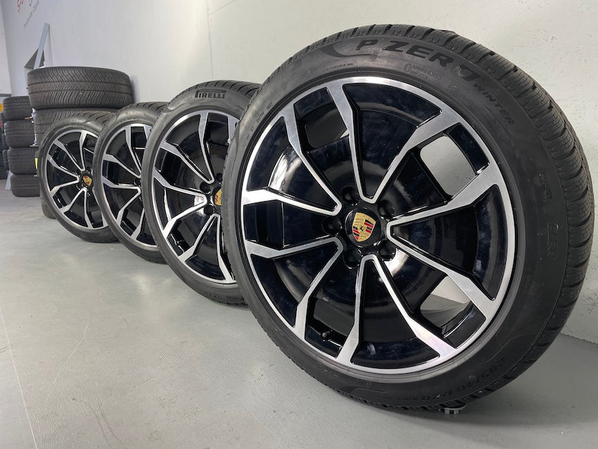 Porsche Taycan 20 Zoll TURBO AERO DESIGN Winterräder nur 900Km