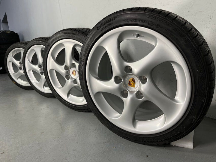 Porsche 996 18 Zoll Turbo Look II TURBO 4S Winterräder 8J + 10J ET47