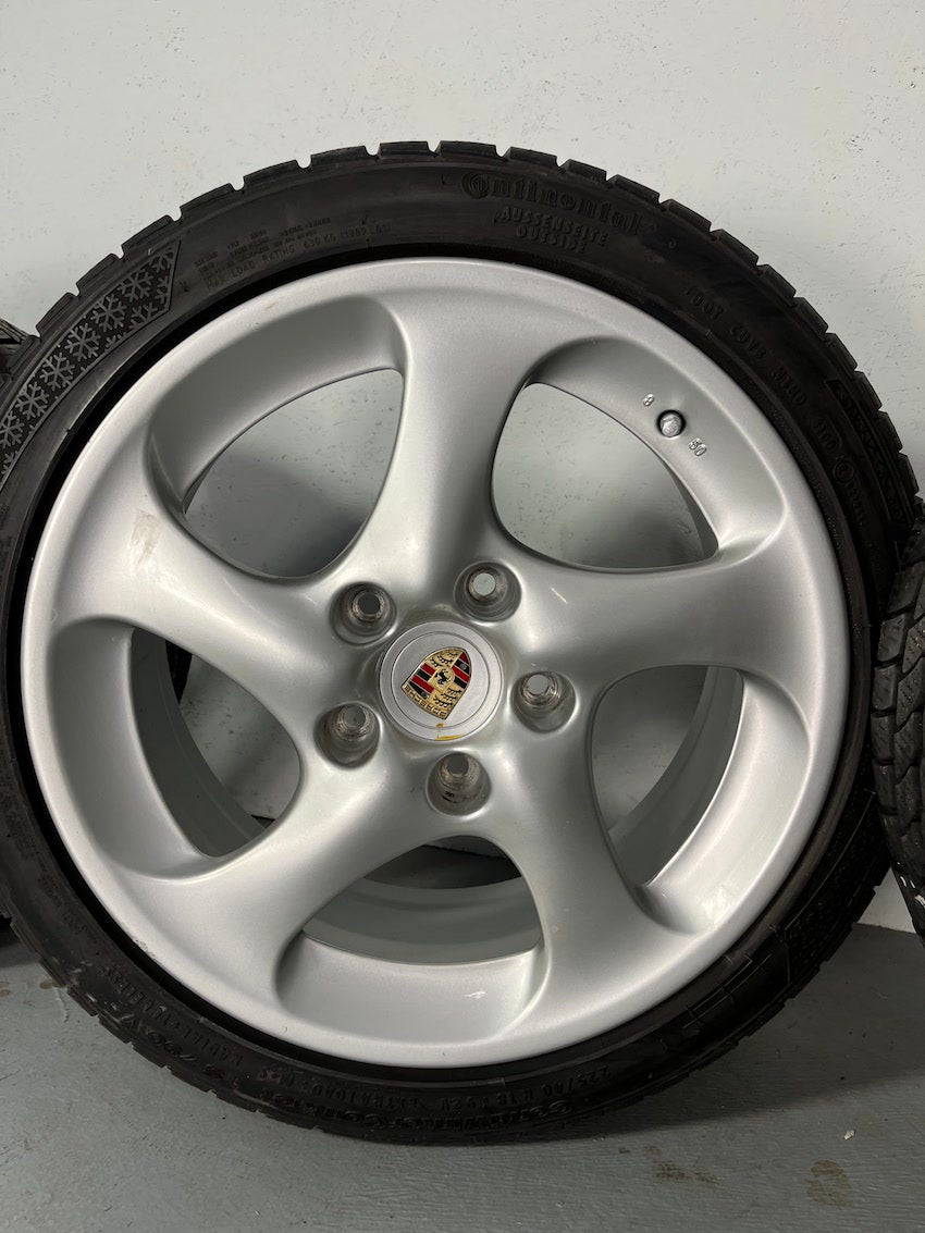 Porsche 996 18 Zoll Turbo Look II TURBO 4S Winterräder 8J + 10J ET47