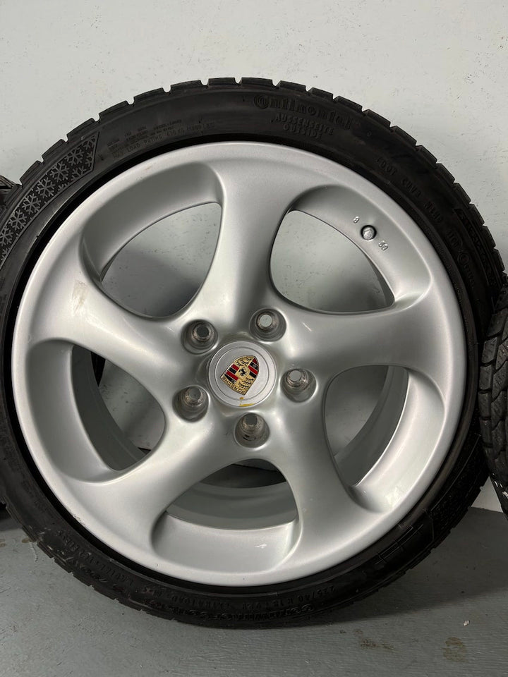 Porsche 996 18 Zoll Turbo Look II TURBO 4S Winterräder 8J + 10J ET47
