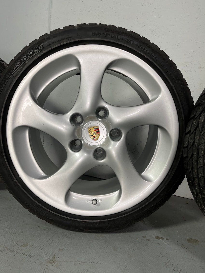 Porsche 996 18 Zoll Turbo Look II TURBO 4S Winterräder 8J + 10J ET47