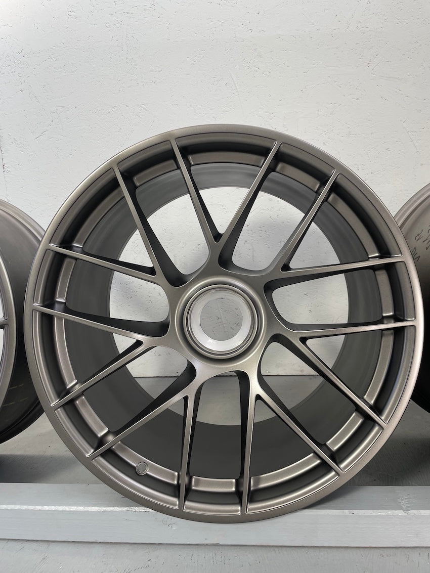 Porsche 991.2 20 Zoll GTS TURBO SPORT 3 FELGEN PLATINUM NEU LACKIERT
