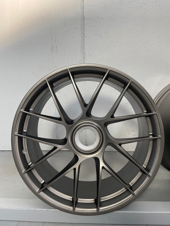 Porsche 991.2 20 Zoll GTS TURBO SPORT 3 FELGEN PLATINUM NEU LACKIERT
