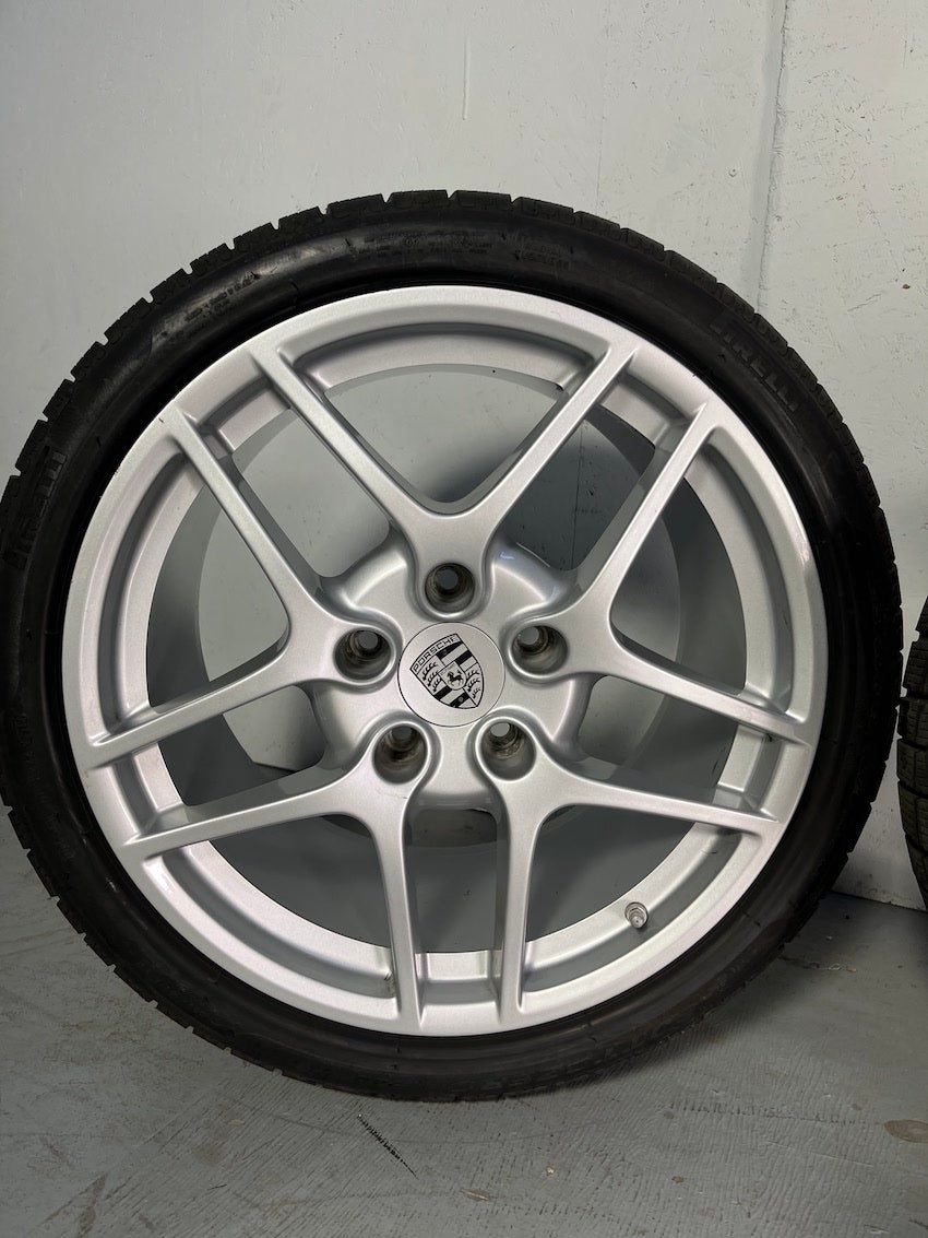 Porsche 997 19 Zoll Carrera SII Winter Räder C4 4S neuwertiges Profil