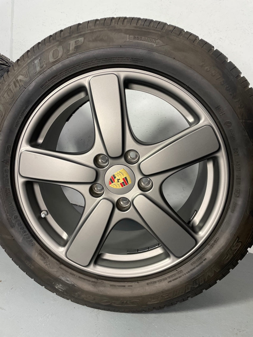 Porsche Cayenne 19 Zoll 958 Sport Classic Winter Räder Dunlop PLATINUM