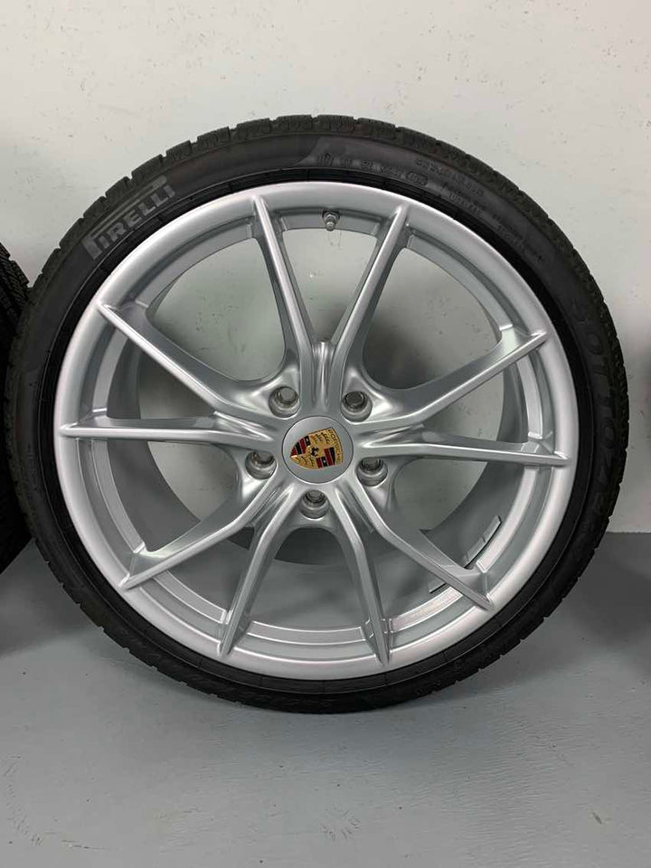 Porsche 991.2 20 Zoll Carrera S Winter Räder Pirelli 4S C4 6-7mm