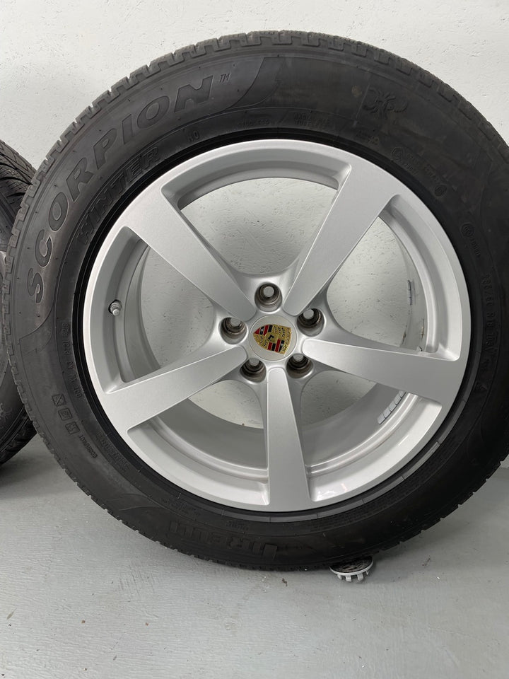 Porsche Macan 18 Zoll Winter Räder Pirelli MwSt.awb. Macan I + II