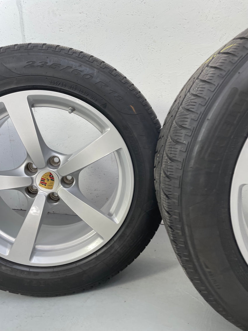 Porsche Macan 18 Zoll Winter Räder Pirelli MwSt.awb. Macan I + II
