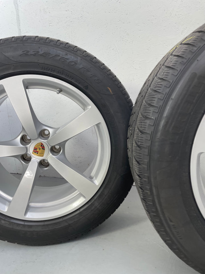 Porsche Macan 18 Zoll Winter Räder Pirelli MwSt.awb. Macan I + II