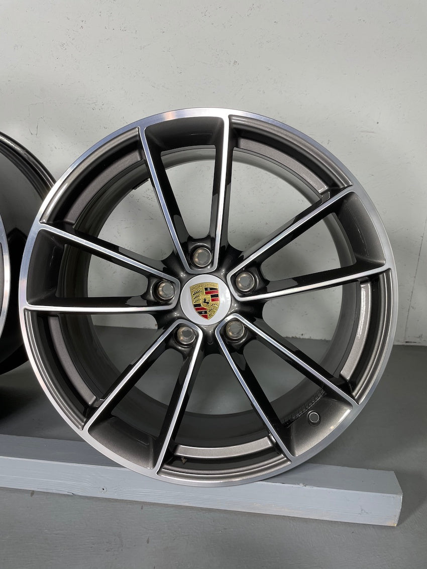 Porsche 992 20/21 Zoll Carrera Classic Felgen Topzustand Vorführer