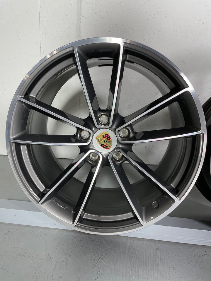 Porsche 992 20/21 Zoll Carrera Classic Felgen Topzustand Vorführer