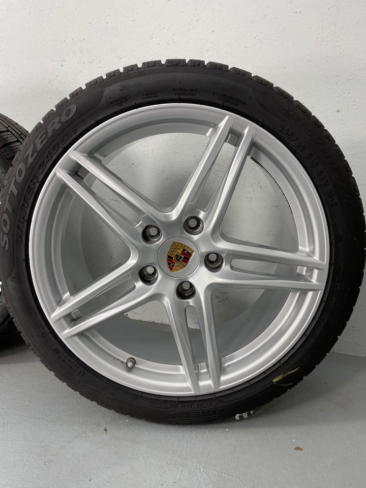 Porsche 991.2 19 Zoll Carrera Winter Räder S C2 Pirelli TOP Heckantrieb 6,5mm