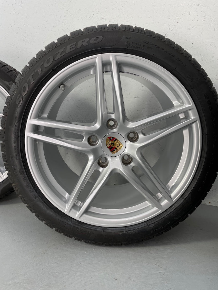 Porsche 991.2 19 Zoll Carrera Winter Räder S C2 Pirelli TOP Heckantrieb 6,5mm