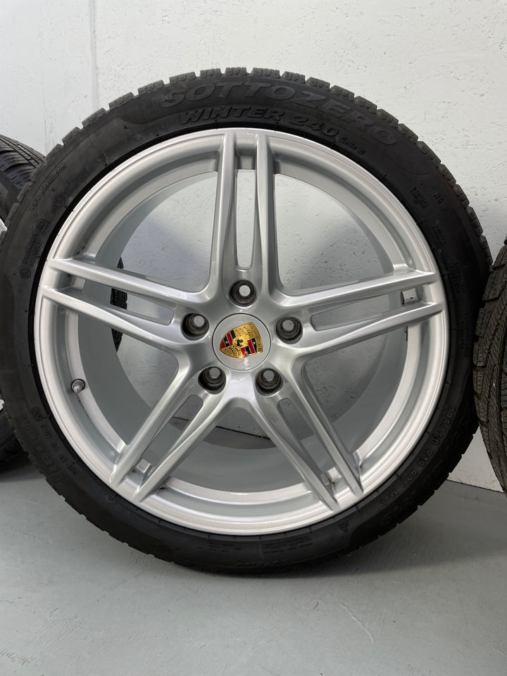 Porsche 991.2 19 Zoll Carrera Winter Räder S C2 Pirelli TOP Heckantrieb 6,5mm