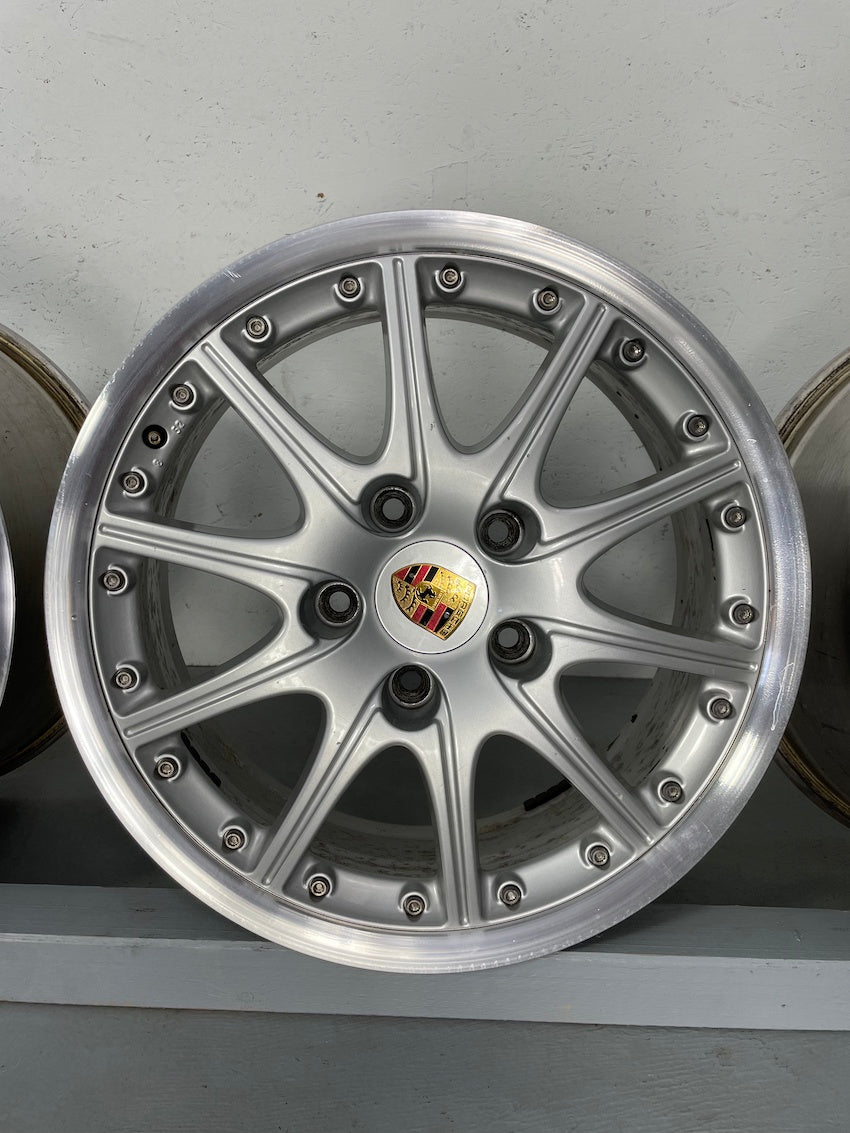 Porsche 996 18 Zoll Sport Design GT3 Felgen 8J und 10J x 18 TOP 993