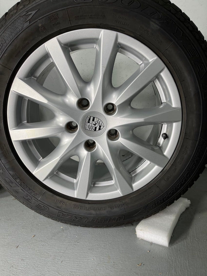 Porsche Cayenne 18 Zoll Winter Räder 958 Goodyear 8mm DOT2018