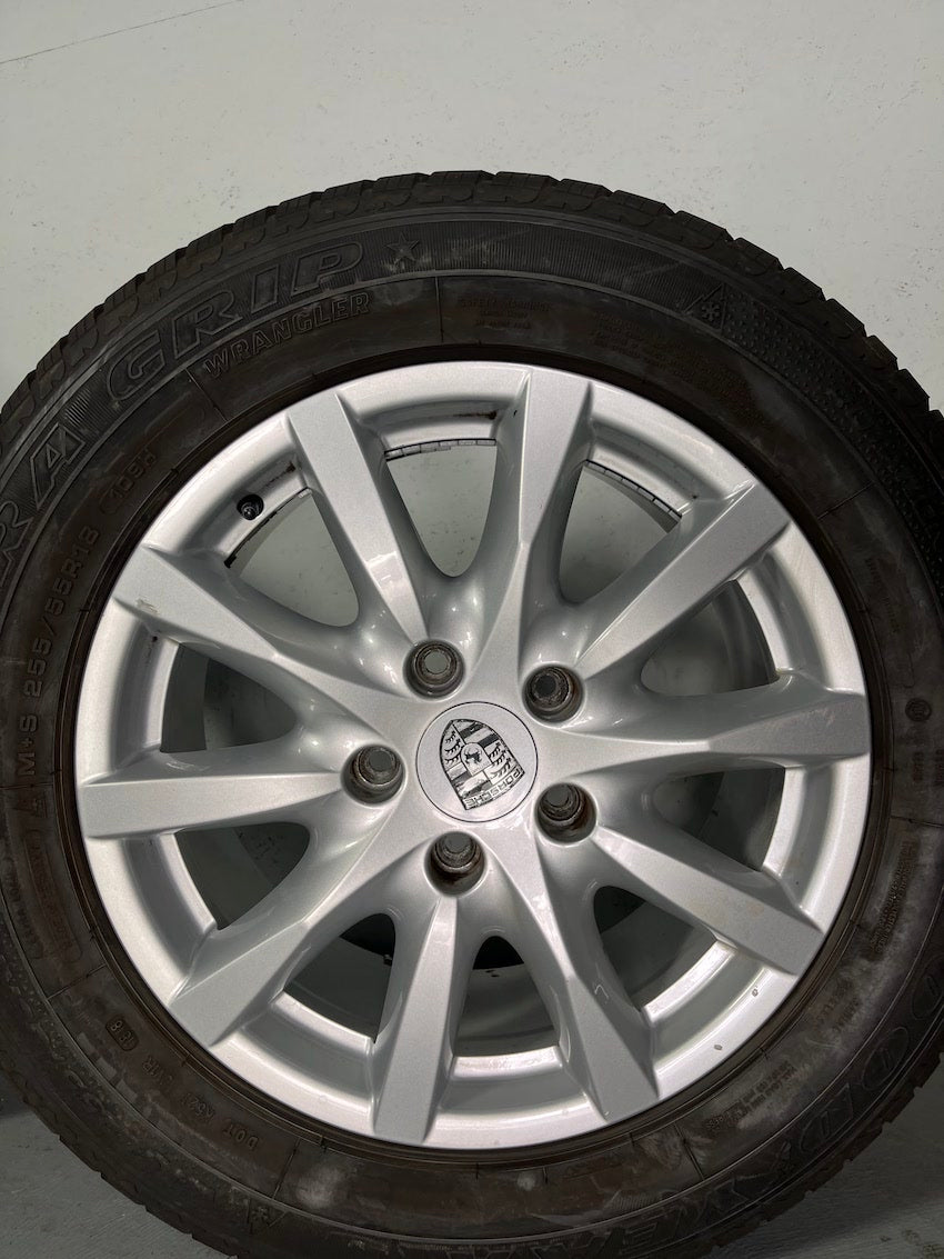 Porsche Cayenne 18 Zoll Winter Räder 958 Goodyear 8mm DOT2018