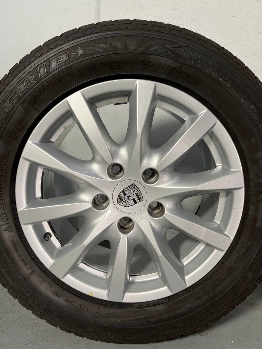 Porsche Cayenne 18 Zoll Winter Räder 958 Goodyear 8mm DOT2018