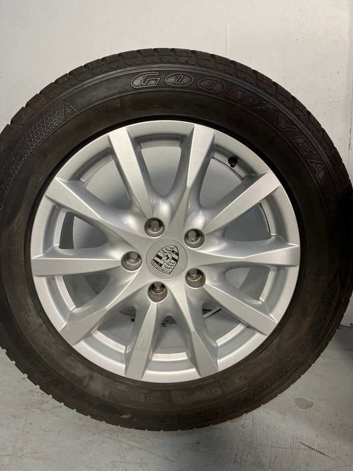 Porsche Cayenne 18 Zoll Winter Räder 958 Goodyear 8mm DOT2018