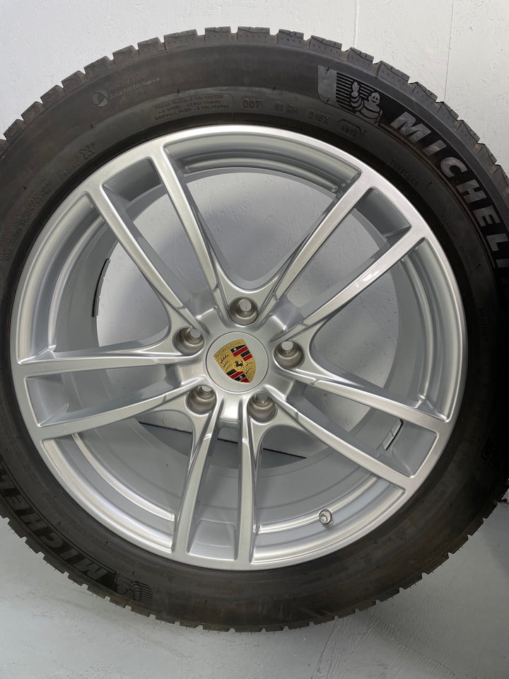 Porsche Cayenne COUPE 20 Zoll E3 SPORT Winter Räder Michelin 1200Km DOT2022