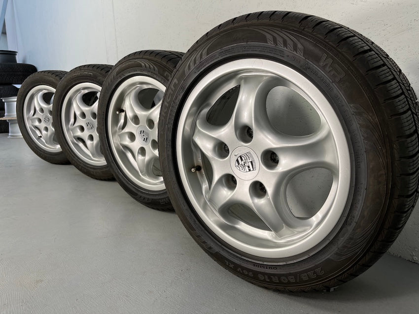 Porsche 993 16 Zoll CUP I Winter Räder 7J+8J x 16 ORIGINAL 7-8mm