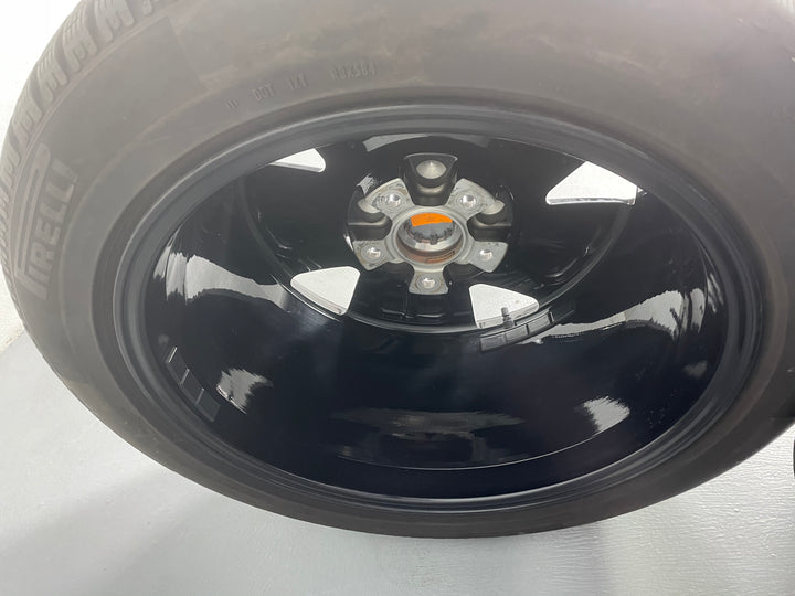 Porsche Taycan 19 Zoll Aero Winterräder Pirelli DOT2023
