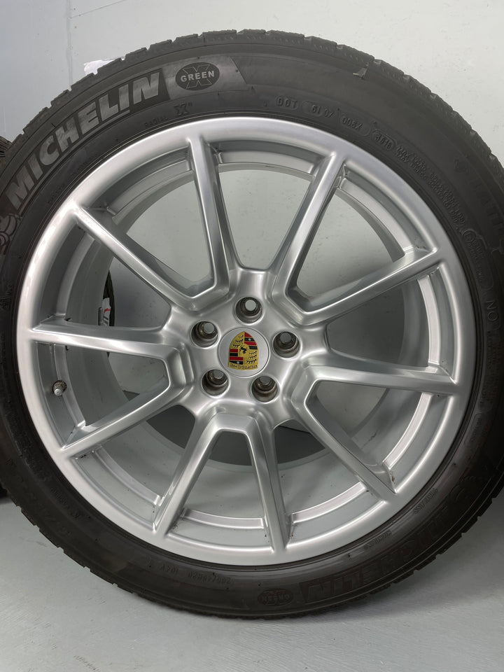 Porsche Macan 20 Zoll Sport Design Winter Räder Michelin MwSt.