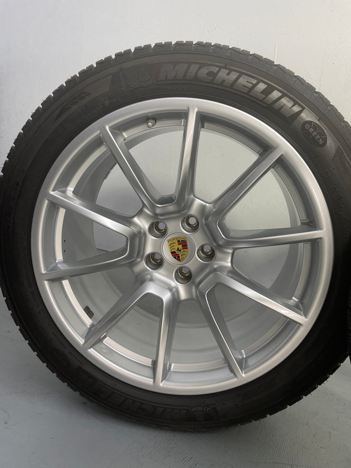 Porsche Macan 20 Zoll Sport Design Winter Räder Michelin MwSt.