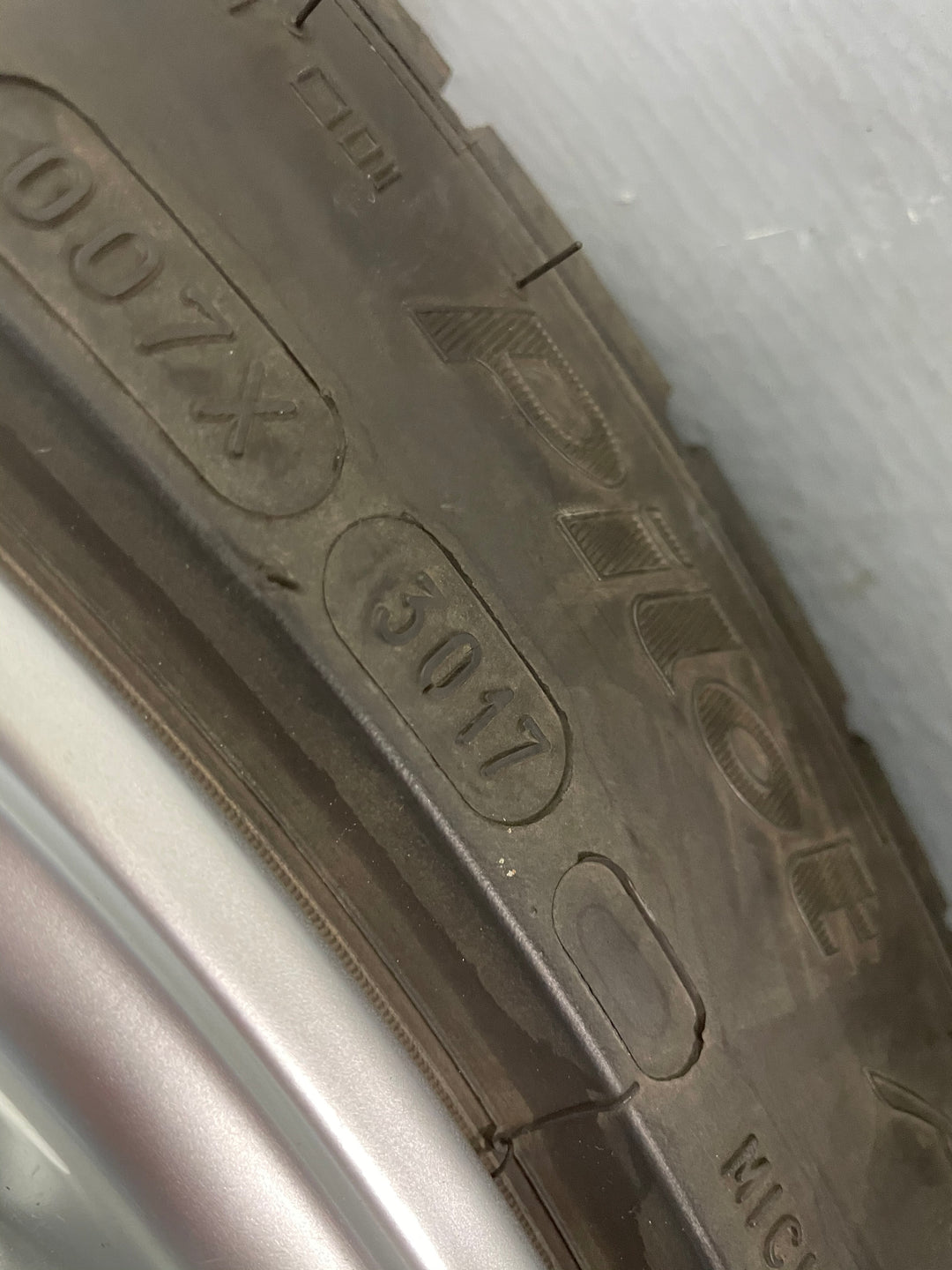 Porsche Panamera 971 20 Zoll Turbo 971 Winter Räder Michelin 6,5-7,5mm