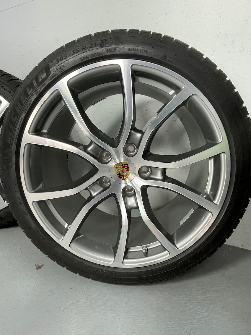Porsche Cayenne E3 21 Zoll Exclusive Design Winter Räder Michelin 7mm 2020