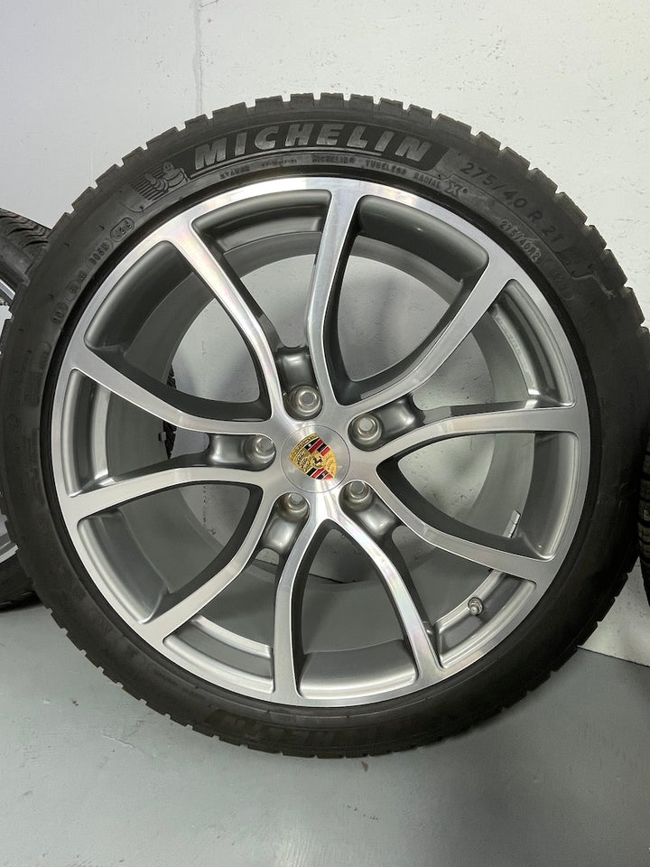 Porsche Cayenne E3 21 Zoll Exclusive Design Winter Räder Michelin 7mm 2020