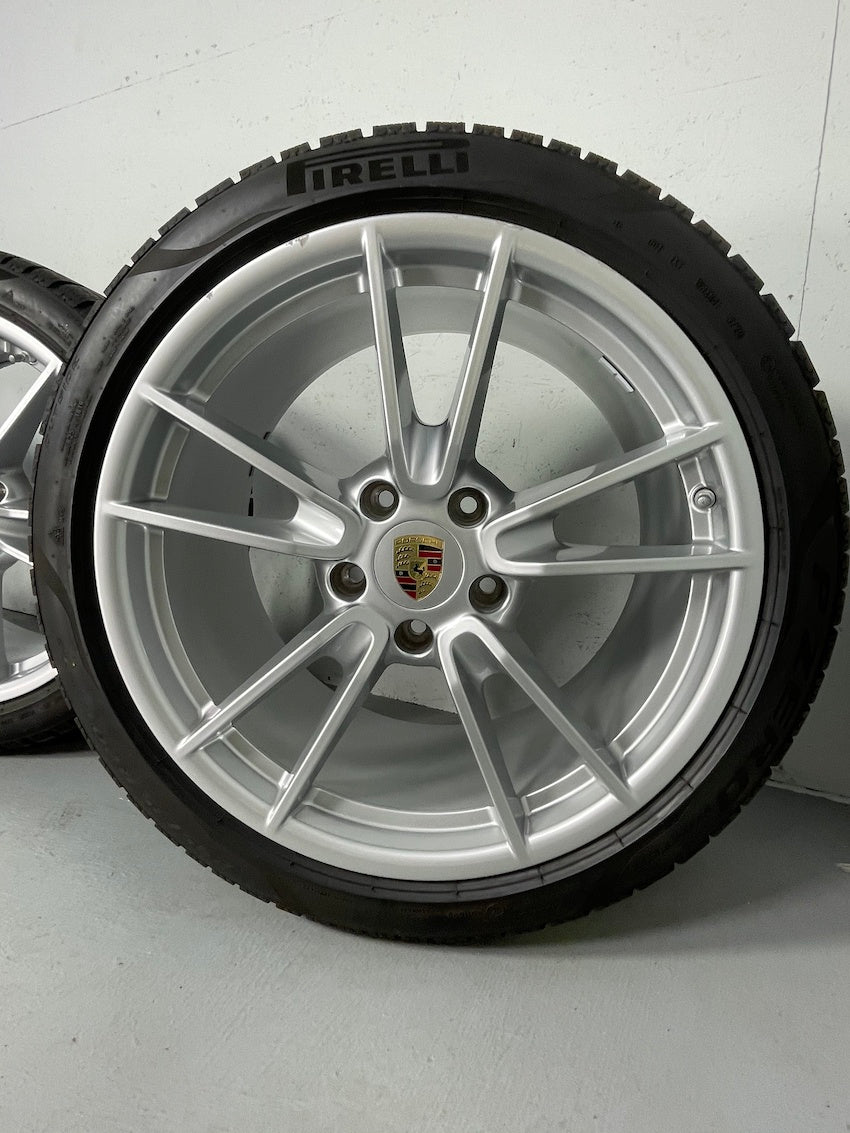 Porsche 992 19 20 Zoll Carrera Winter Pirelli 6mm DOT2020 TOP