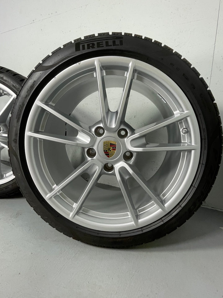 Porsche 992 19/20 Zoll Carrera C4 C2 4S Winter Pirelli 7mm DOT2019