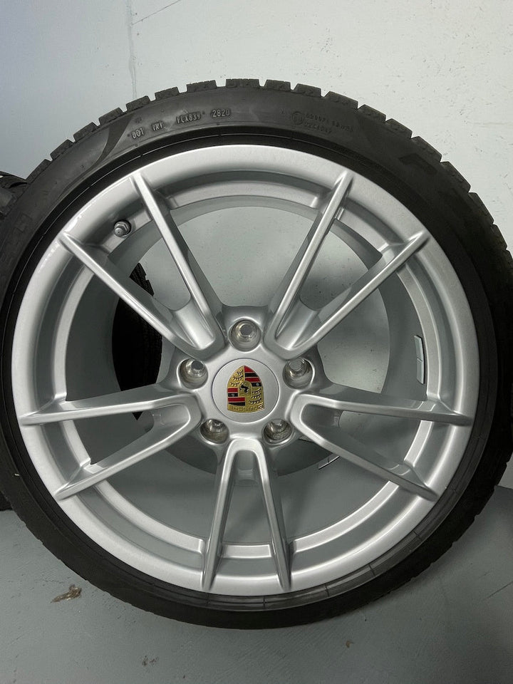 Porsche 992 19 20 Zoll Carrera Winter Pirelli 6mm DOT2020 TOP