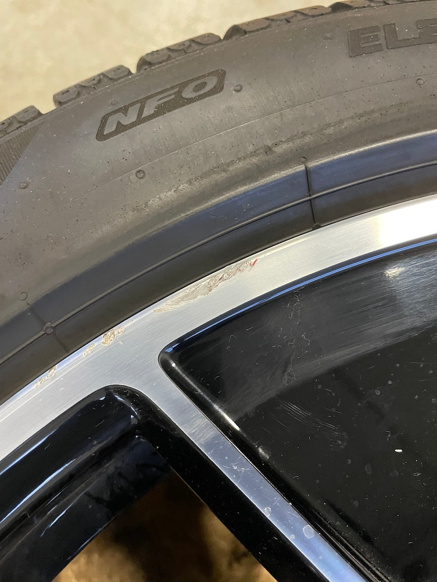 Porsche Taycan 20 Zoll TURBO AERO Winterräder Pirelli nur 2500 KM MwSt.awb.