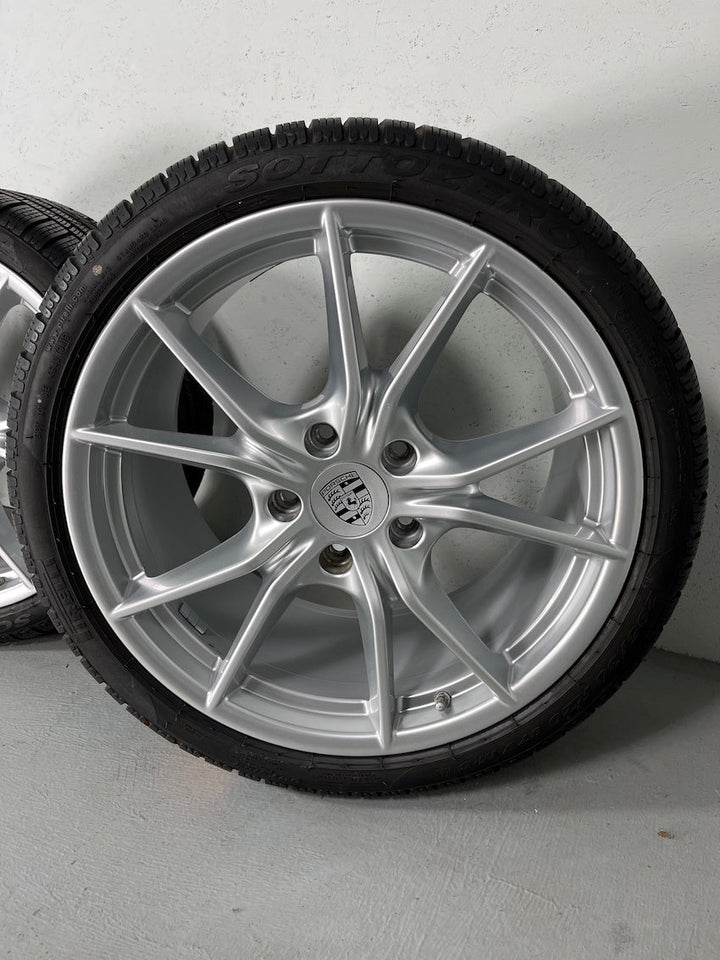 Porsche 991.2 20 Zoll Carrera S Winter Räder Pirelli HECKANTRIEB C2 S